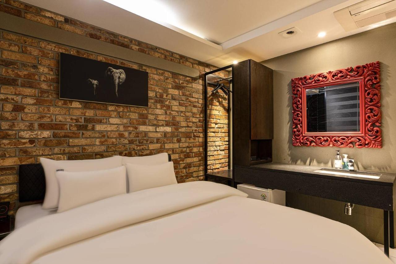 H-Avenue Hotel Yeoksam Seoul Exterior photo