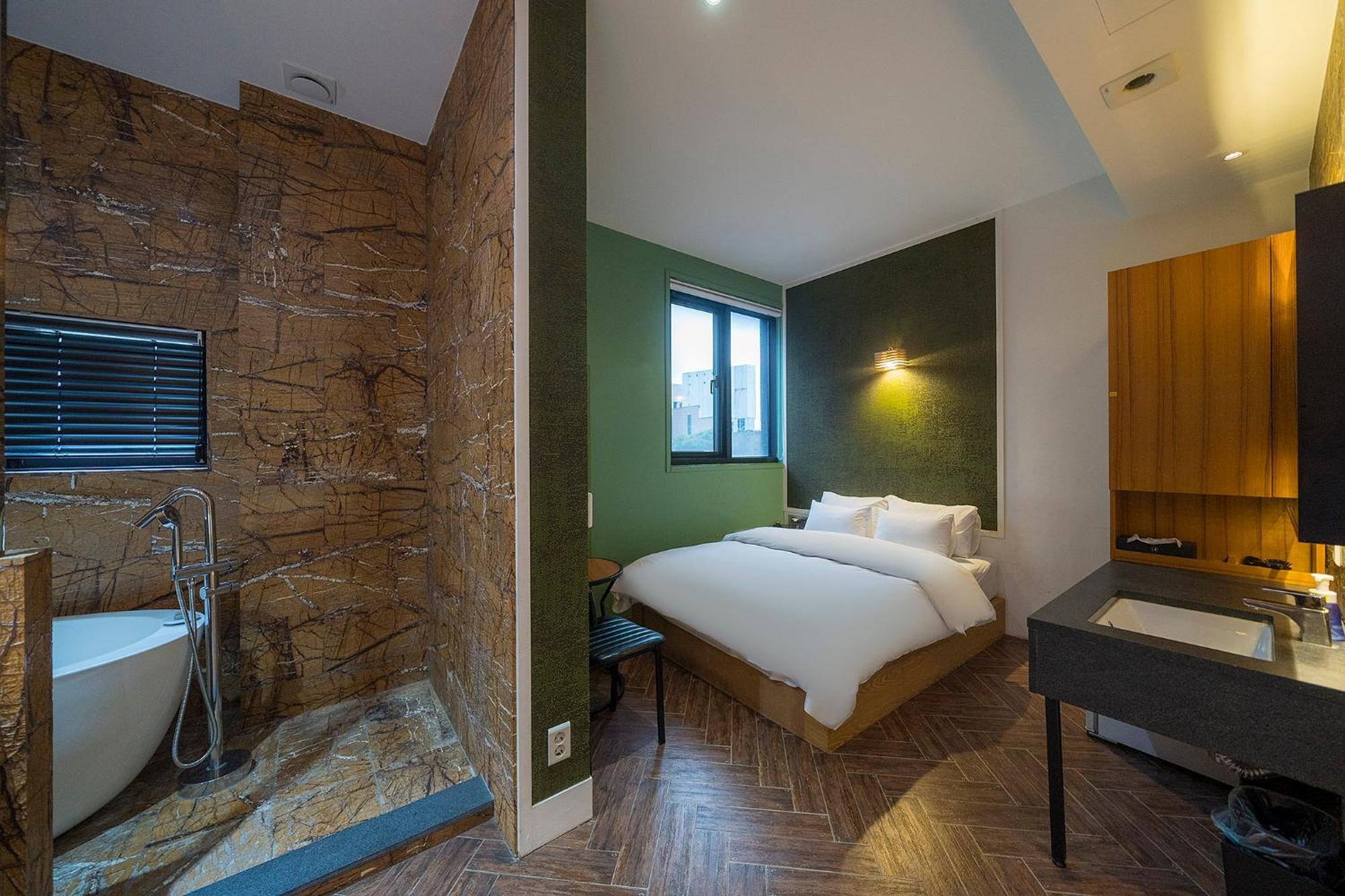 H-Avenue Hotel Yeoksam Seoul Exterior photo